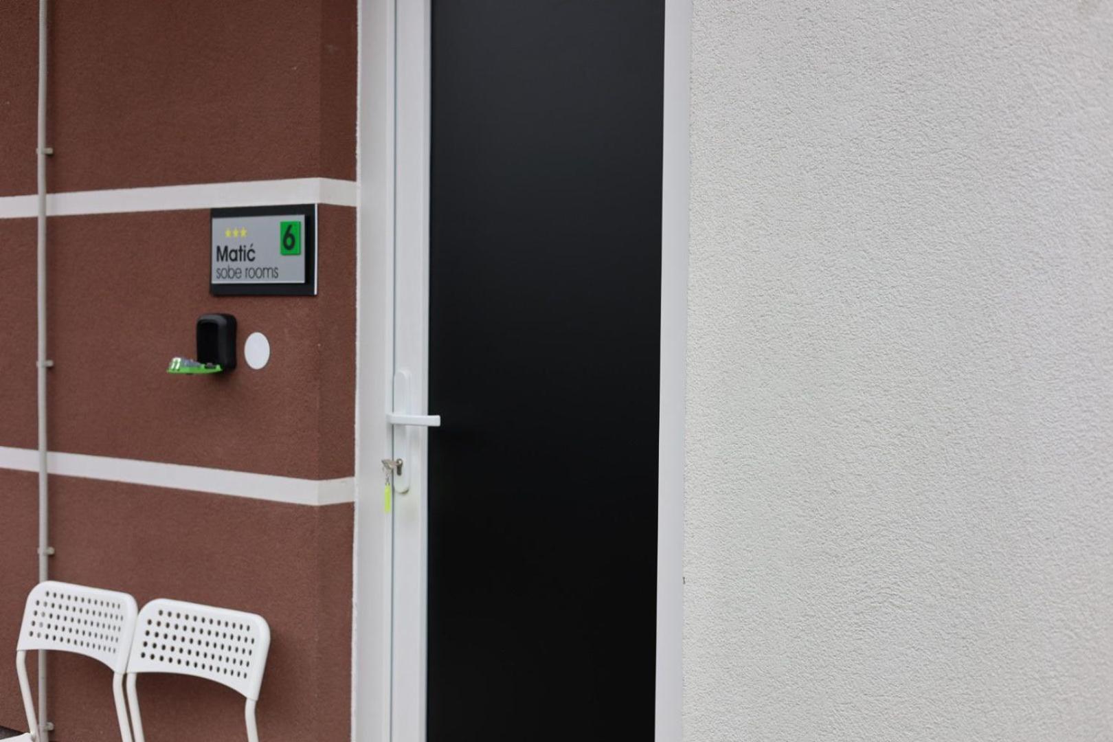 Rooms Matic 2 Velika Mlaka ภายนอก รูปภาพ