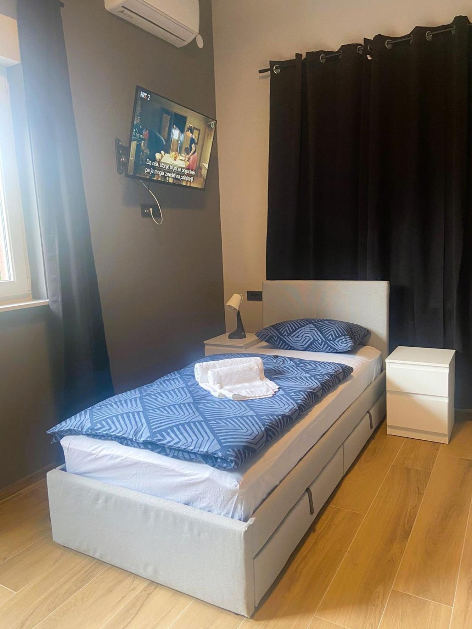 Rooms Matic 2 Velika Mlaka ภายนอก รูปภาพ